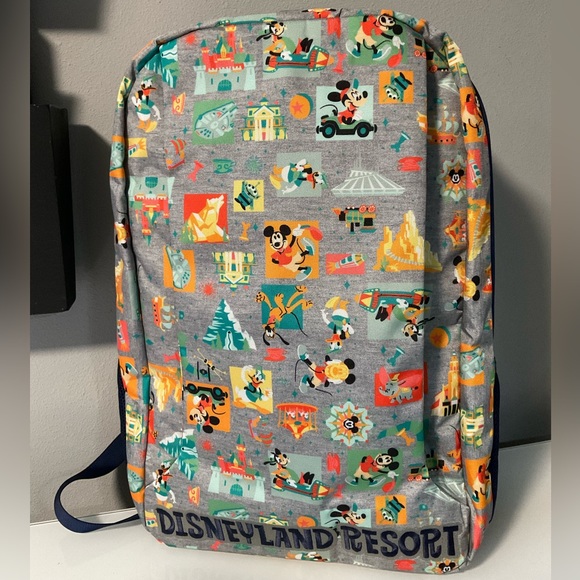 Like new Disneyland tech backpack - Picture 1 of 4
